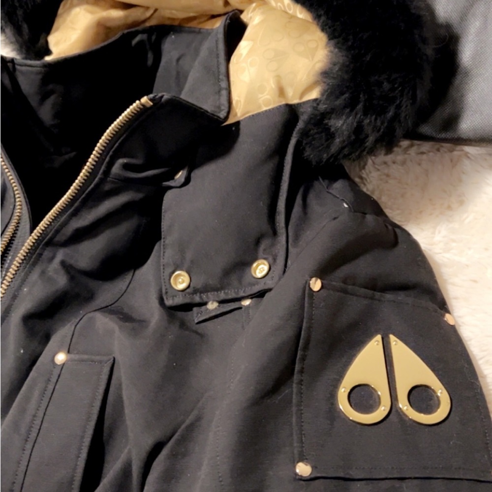 New Moose Knuckle GOLD BALLISTIC BOMBER NEOSHEAR with protective bag